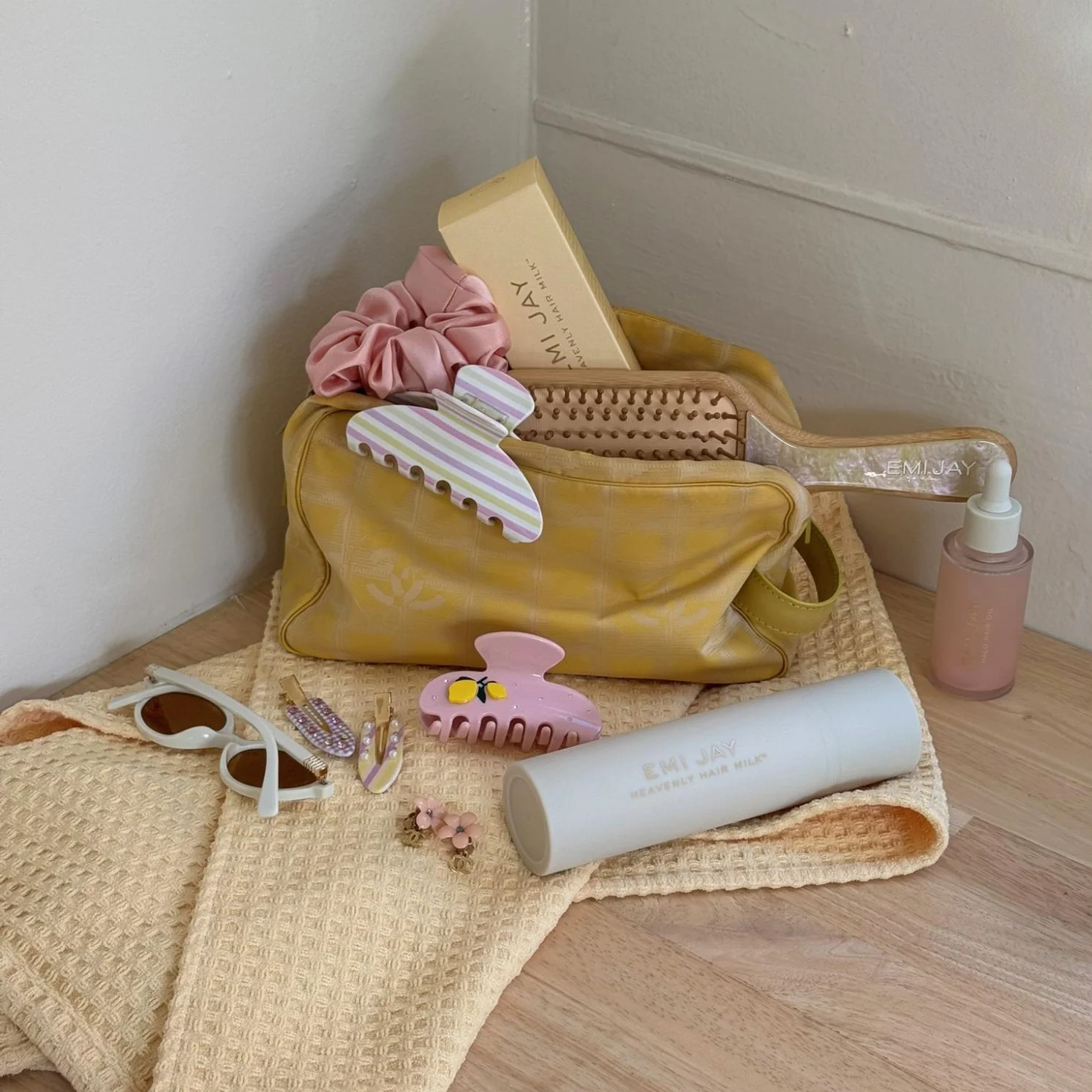 Big Effing Clip in Pastel Cabana - Image 2
