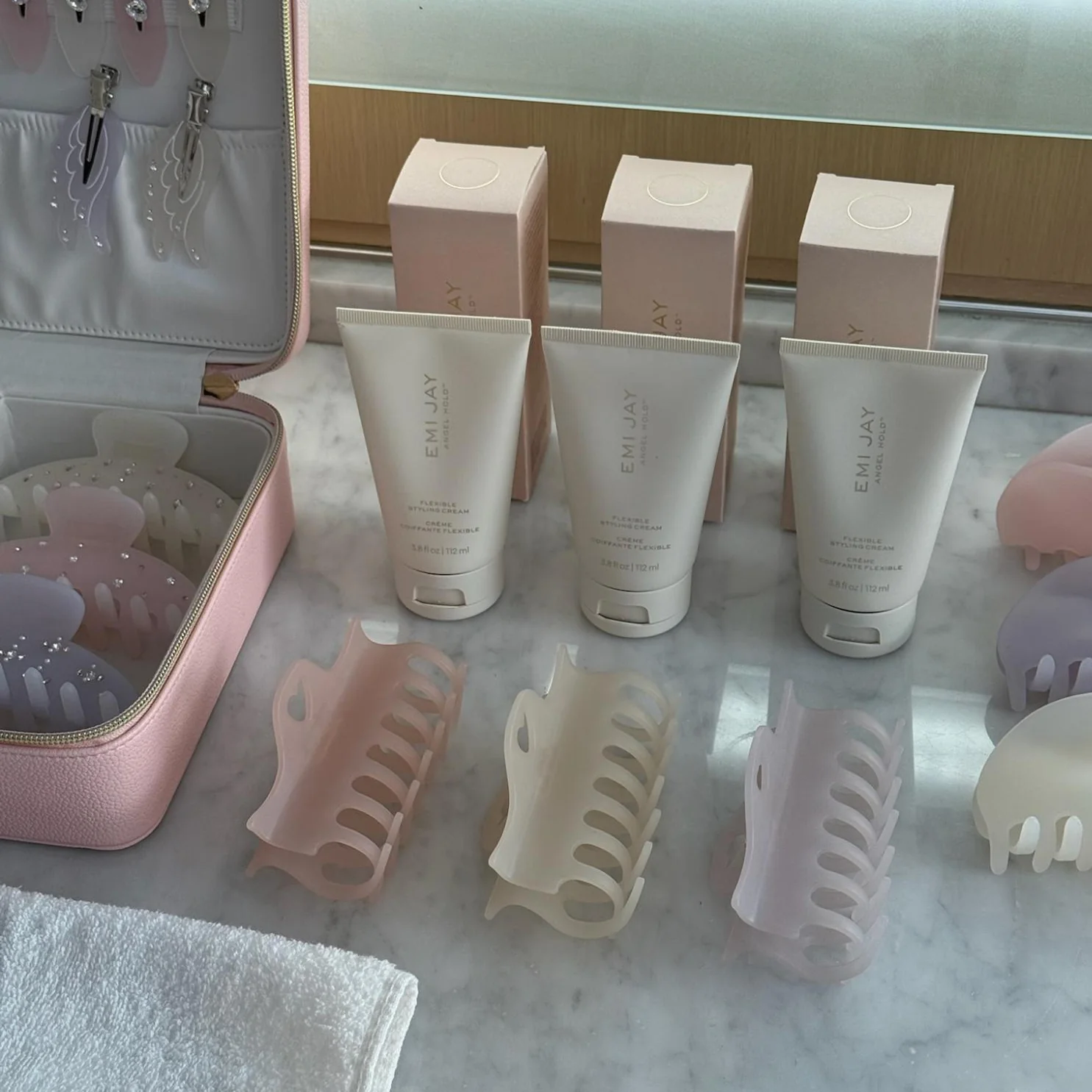 Heartbreaker Clip in Pink Smoke - Image 2
